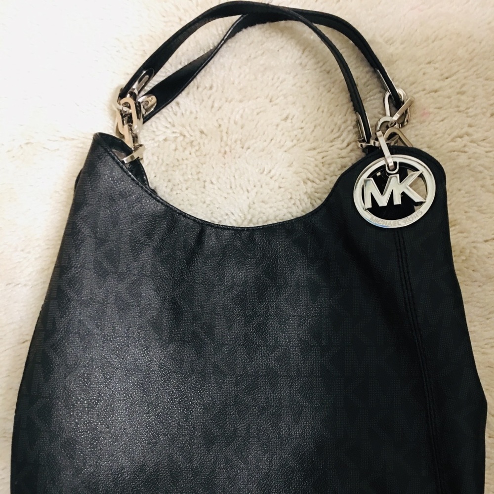 Michael Kors bag and wallet